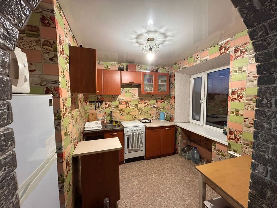Продаю 2 комнатную 42кв.м