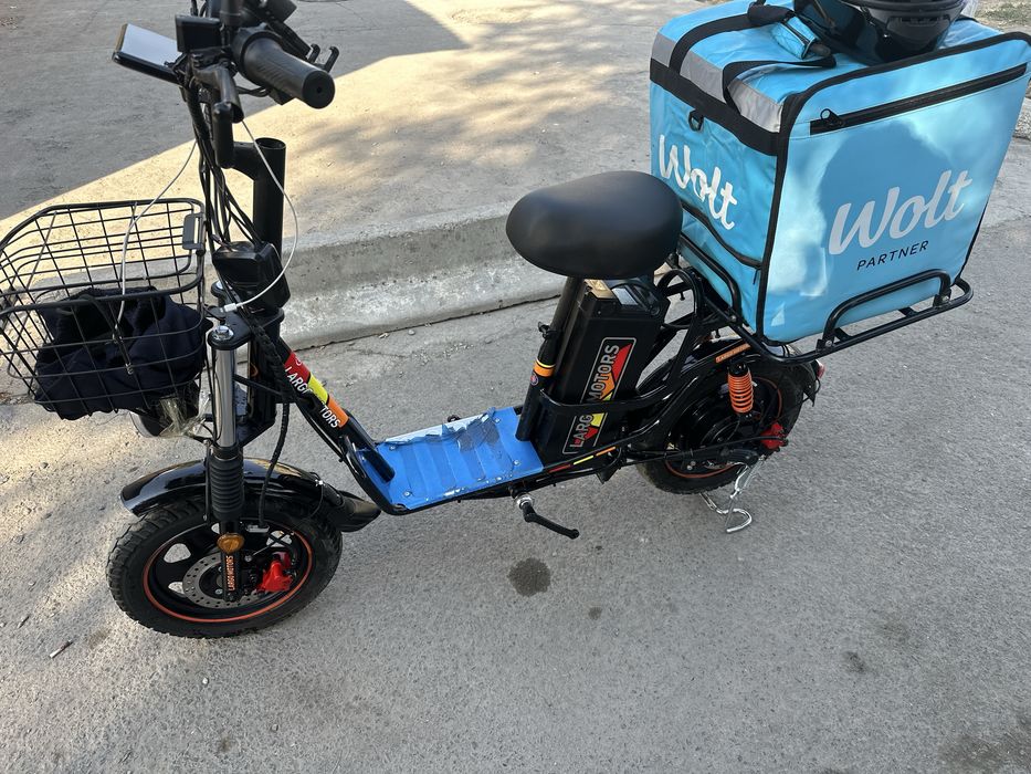 Monster largo largus sotiladi