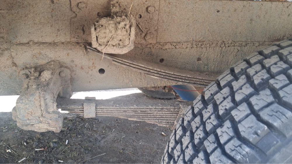 Продам уаз бортовой