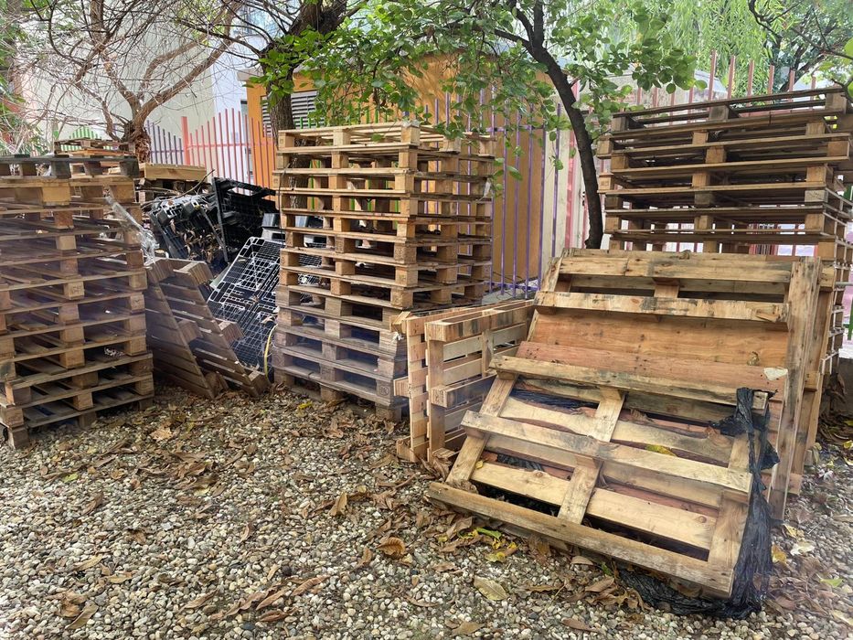Paleti din lemn europaleti si non euro   pret bun daca se iau toti !