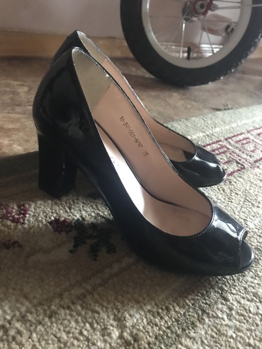 Туфли шикарные