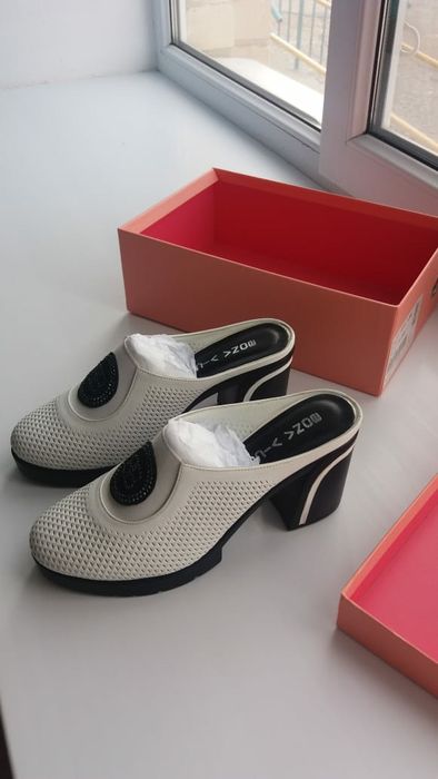 Стильная женская обувь.