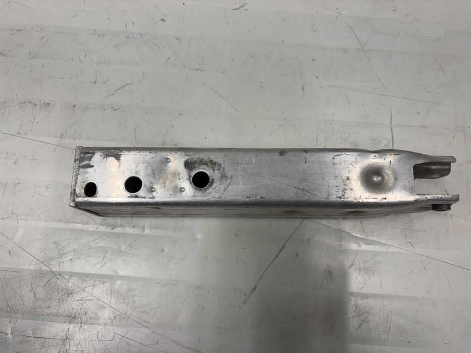 Десен буфер долна алуминиева греда МИНИ Ф55 Ф56 Ф57