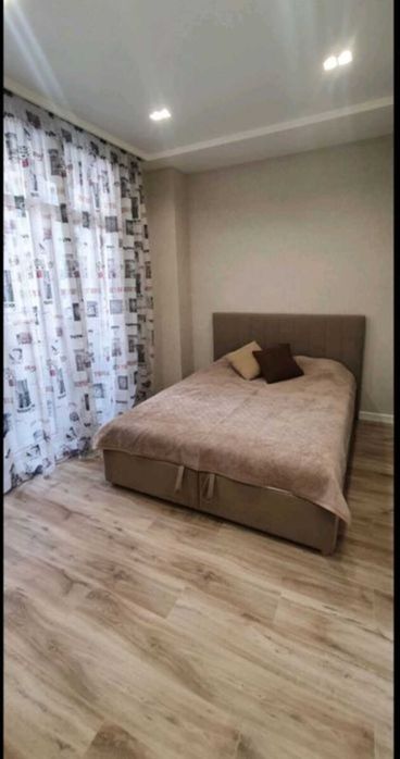 Дава се под наем Тристаен апартамент в София, Гео Милев - 90 кв.м за 663 € - Снимка #2