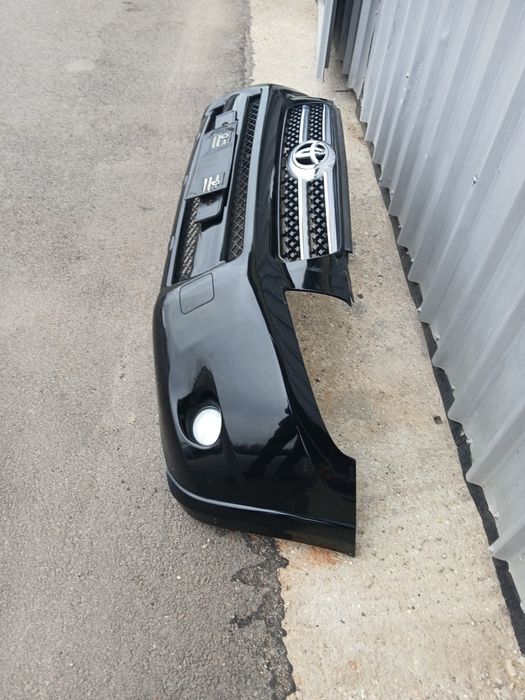 Предна броня Toyota Rav4 2010