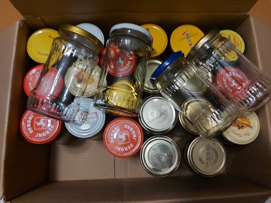 Бурканчета, 20 броя, БЕЗ ЕТИКЕТИ, с капачки на винт