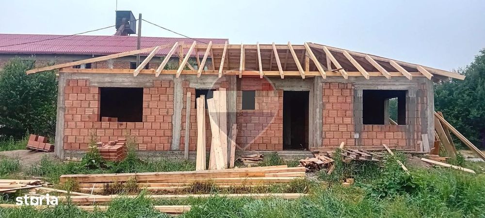 Casă individuală 4 camere în Hălchiu pe parter| Comision 0