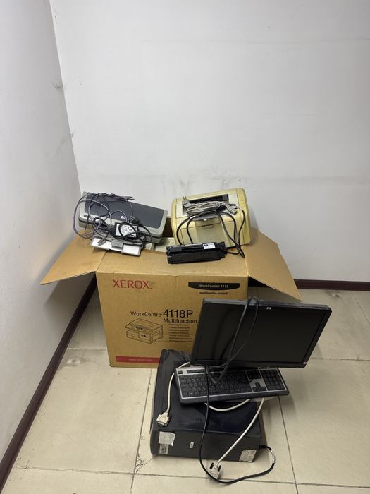 продам принтер НР