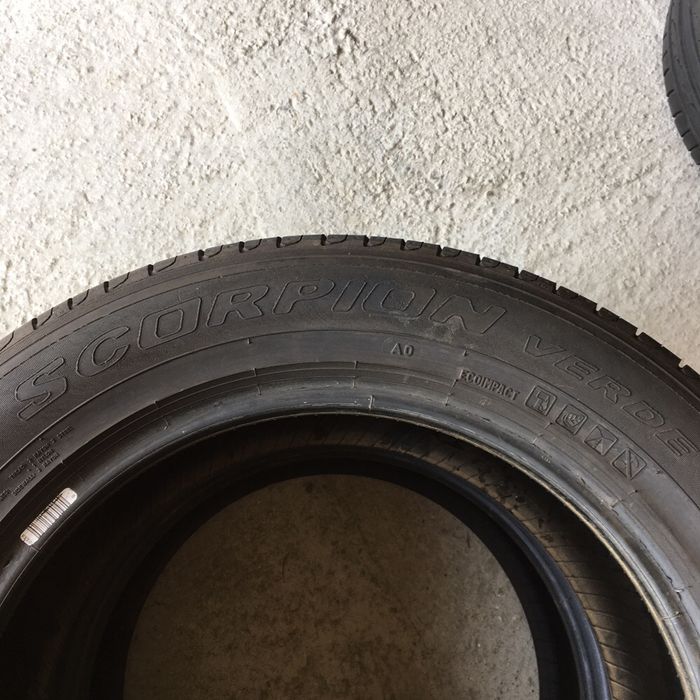 235/55/17 Pirelli 2бр. 4.5-5мм