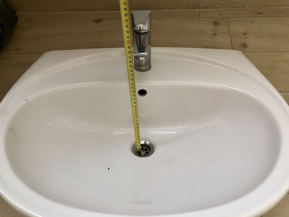 Chiuveta ceramica cu baterie Ramon Soler