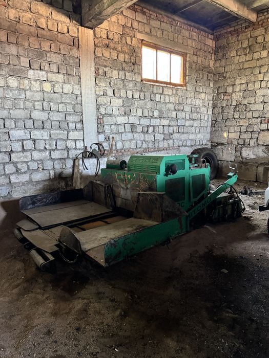 Продам асфальтоукладчик