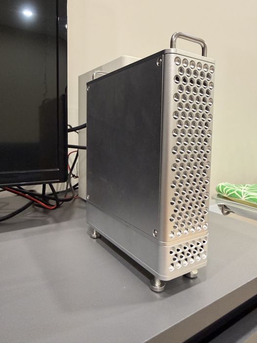 Рабочая станция на базе Apple Mac mini m4