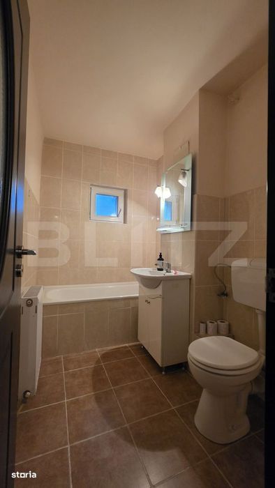 Apartament 3 camere, Decomandat, zona Soarelui