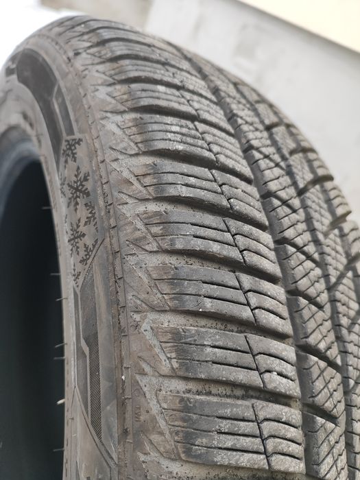 215 65 17  Iarna Winter set 2 BUCATI anvelope BARUM POLARIS 5