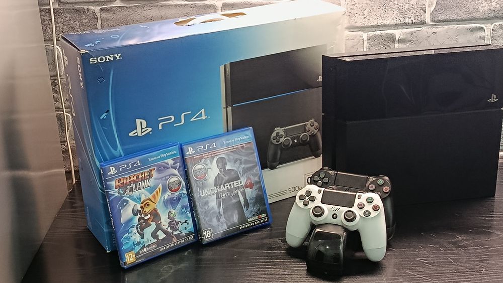 Playstation 4 Fat