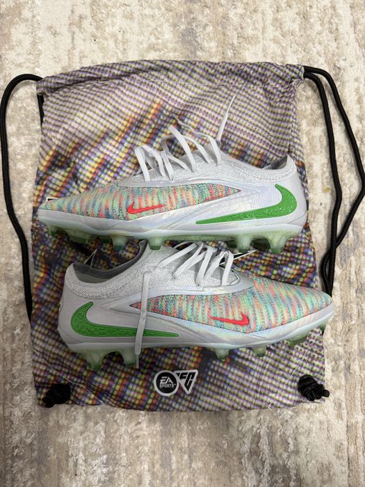Ghete fotbal nike phantom ea sports