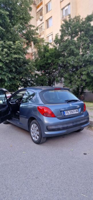 Продава се Peugeot 207 – 2007 г. | 1.4 бензин | 75 к.с.