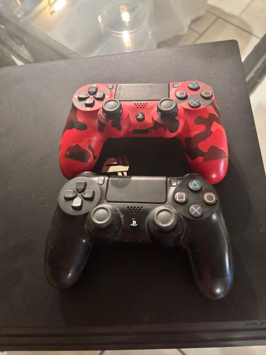 Playstation 4 pro 1TB