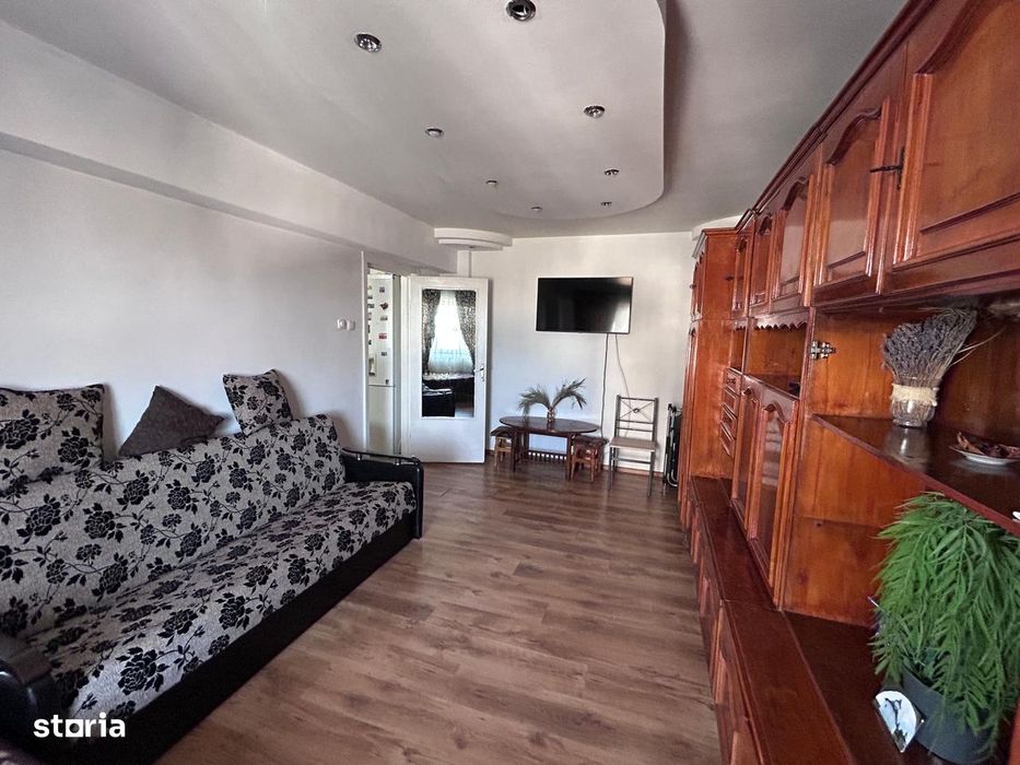 2 camere Catedrala