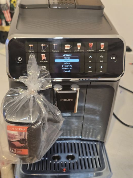Espressor Philips automat seria 5500 nou