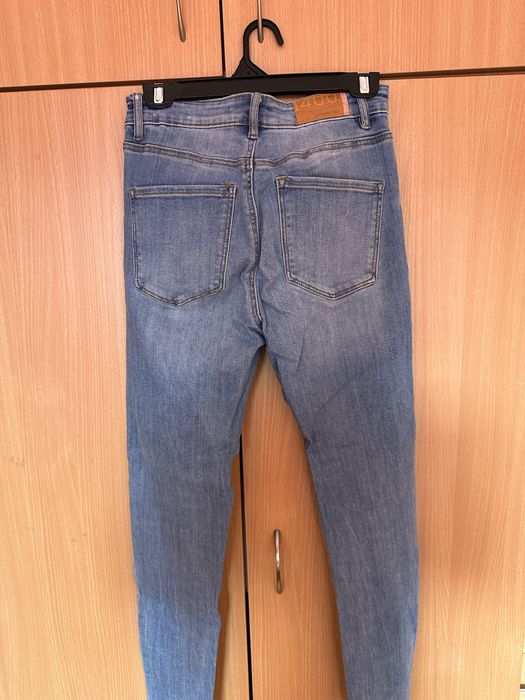 Дамски дънки Stradivarius