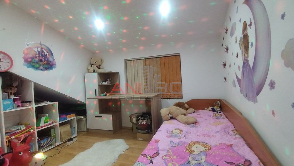 Продава се Многостаен апартамент в Варна, Център - 140 кв.м за 802 €/кв.м - Снимка #5