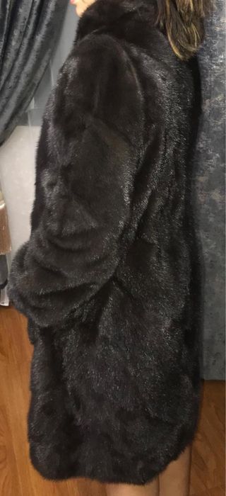 Продам норковую шубу