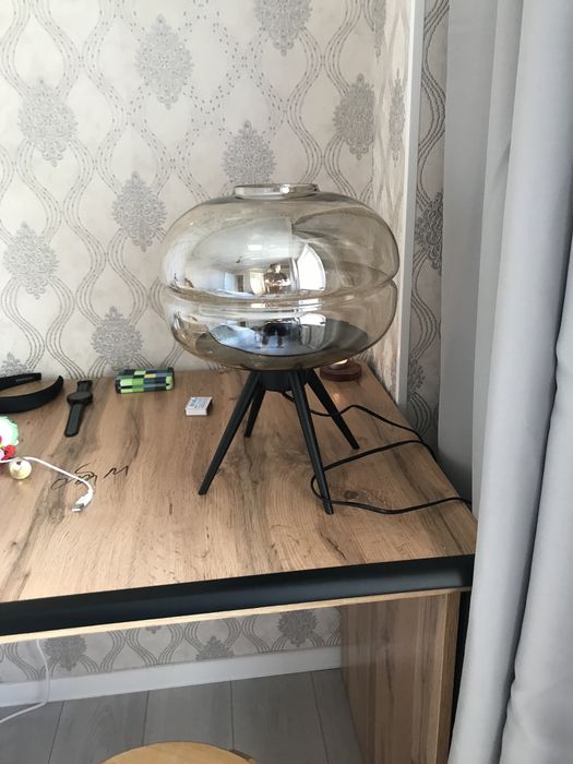 Светильник настольный