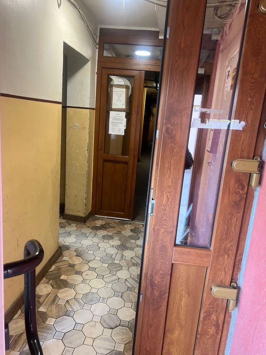 Închiriez garsonieră umt