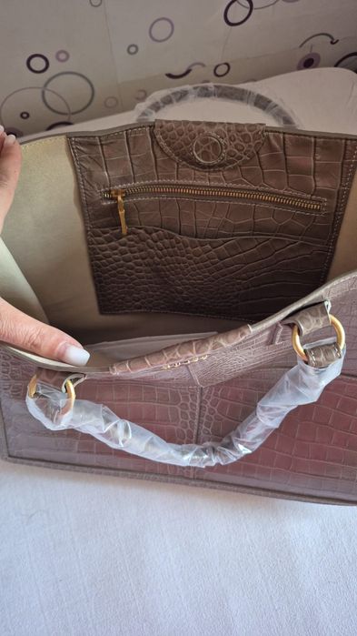 Geanta Guess noua