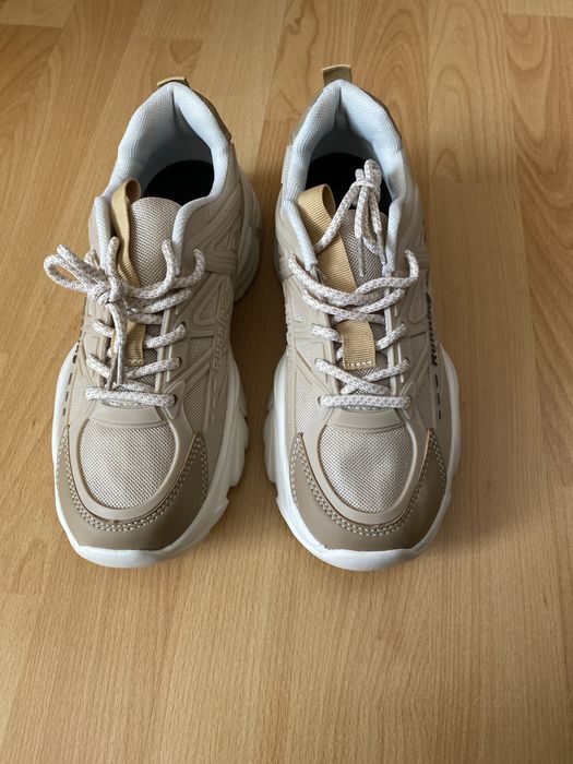 Дамски маратонки