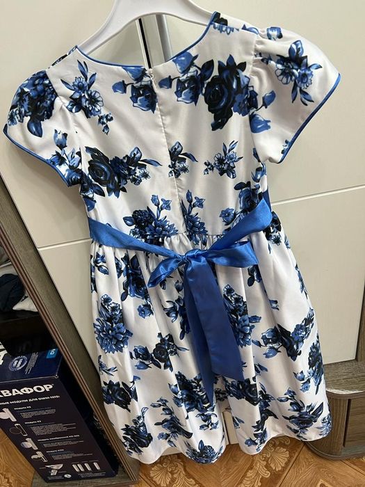 Нарядное платье на девочку р.122