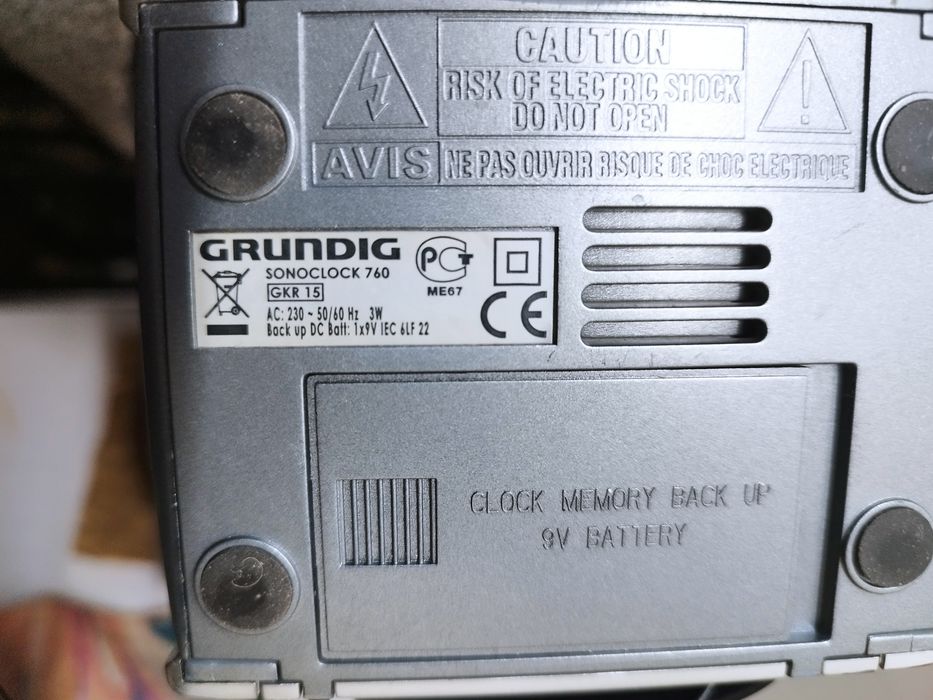 Radio cu ceas și alarmă Grundig Sonoclock 760