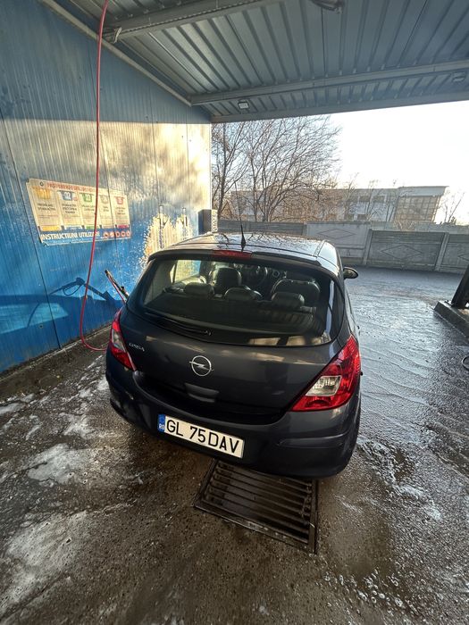 vand opel corsa 1.4 benzina