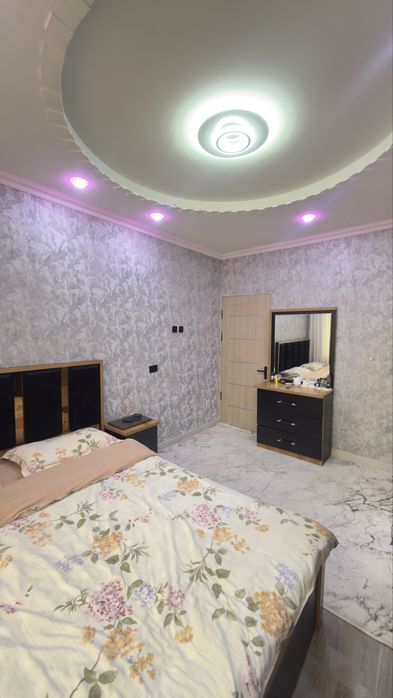 4 хоналик + лоджа 10мкр навоий кўчаси