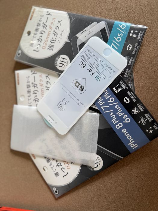 Huse si Folii de sticla Iphone/ Samsung