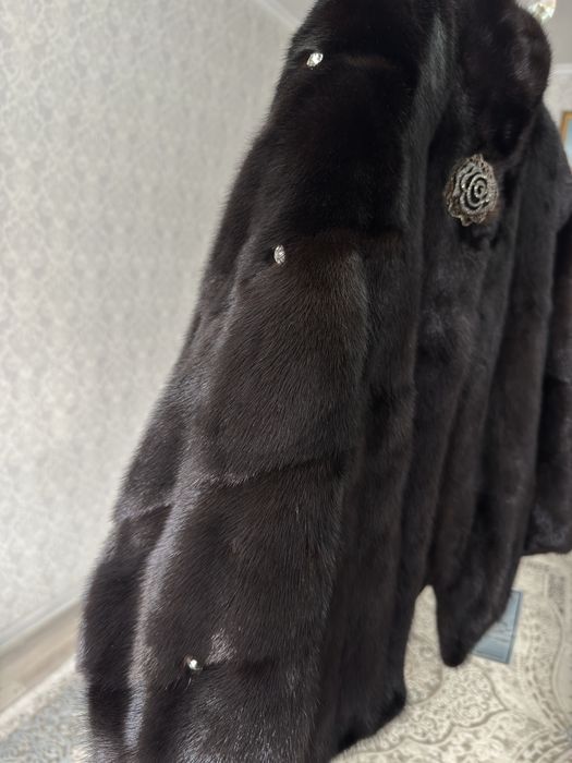 Норкова шуба автоледи