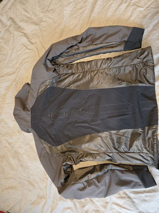 Black Yak greacă puf