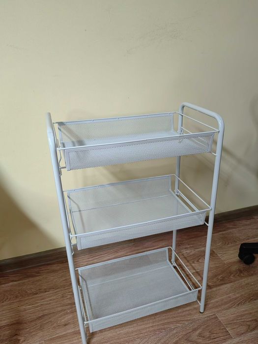 Продам этажерку для материалов