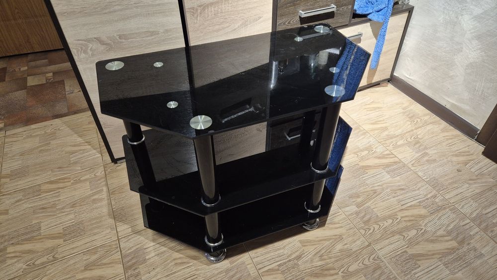 Тв тумба стеклянная. Напольная