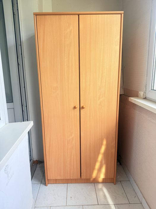 Платяной шкаф в офис