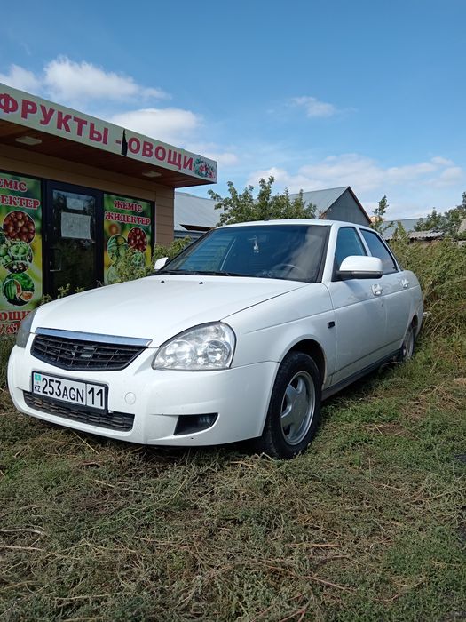 Лада приора продам