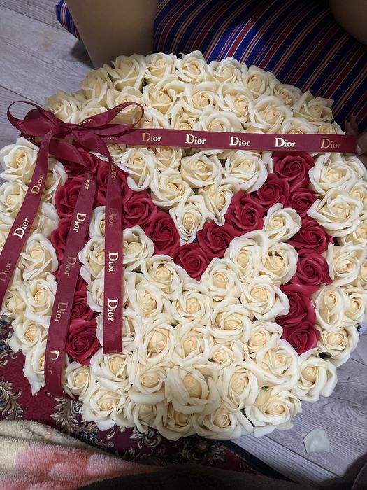 Мыльные розы буква М