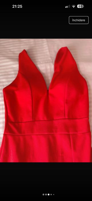 Rochie evenimente , dreapta