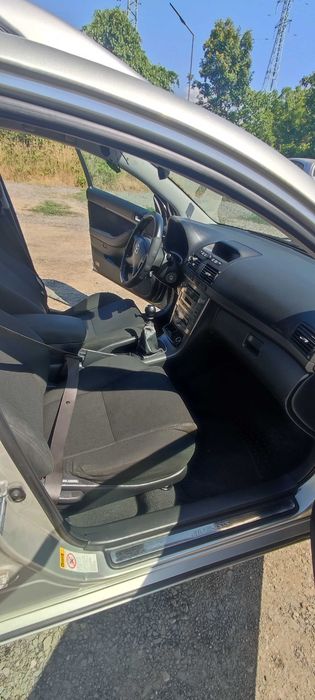 Toyota Avensis 2.2 D-CAT, 177 к. с. 2006г.