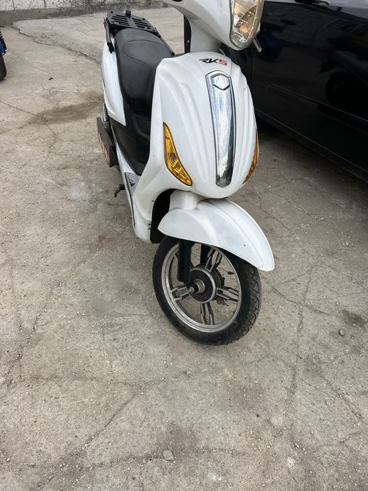 vand scuter alectric