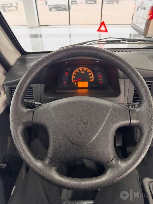 Wuling Bardosh rassrochkaga sotib oling
