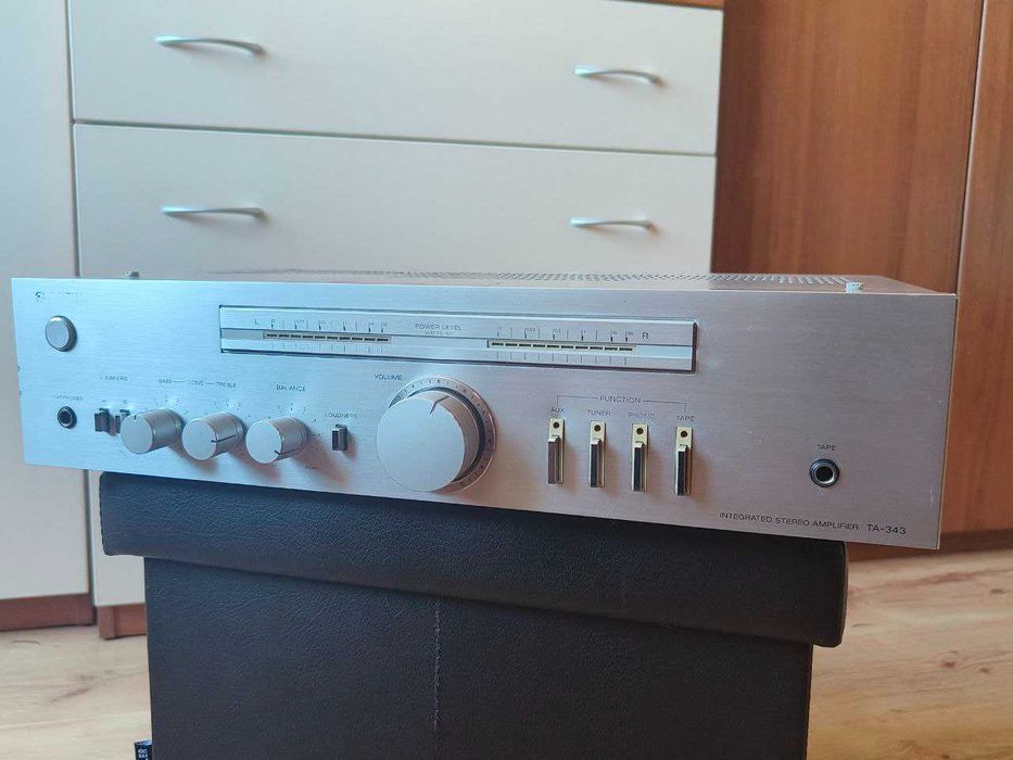 Hi-fi стерео усилвател SONY TA-343. Произведен в Япония