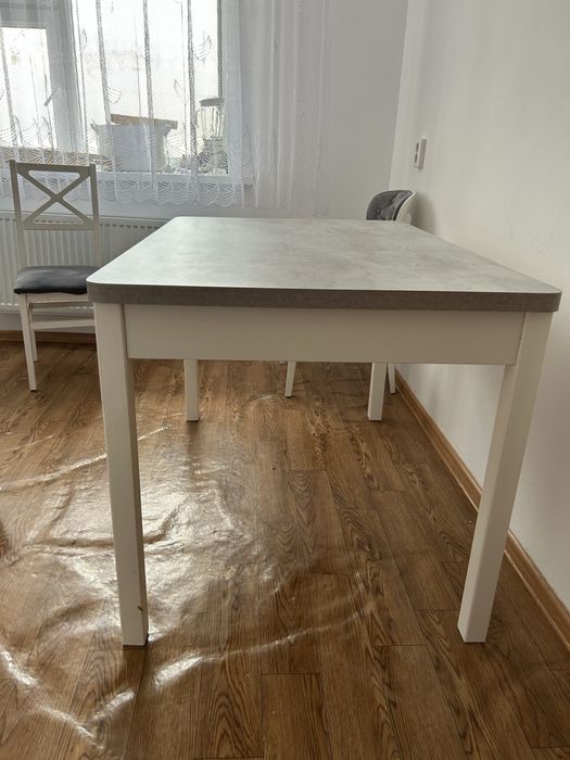 Продам кухонный стол 120*80