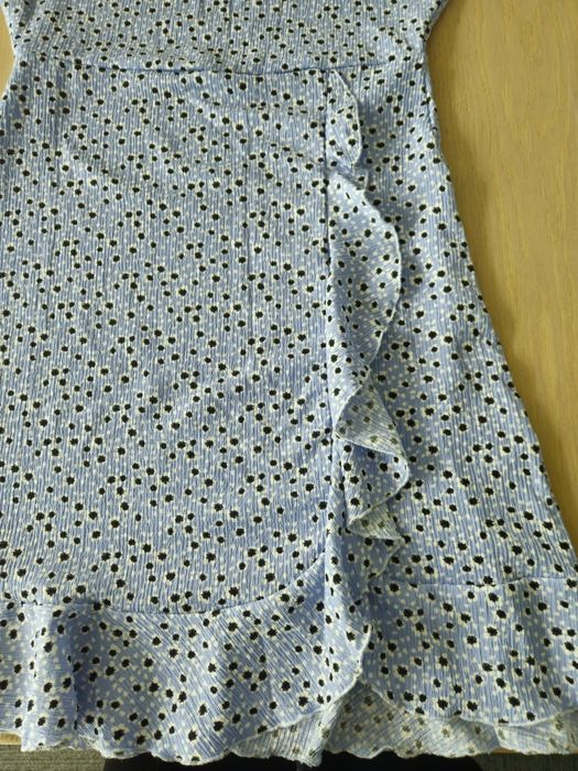 Rochie cu volane
